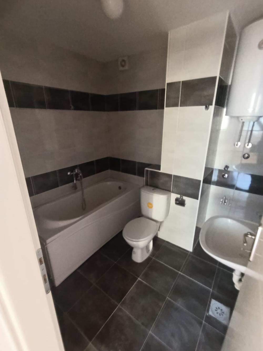 Slika 4 - U blizini Delte, Dvoiposoban stan na prodaju, 63m2, 132.237€